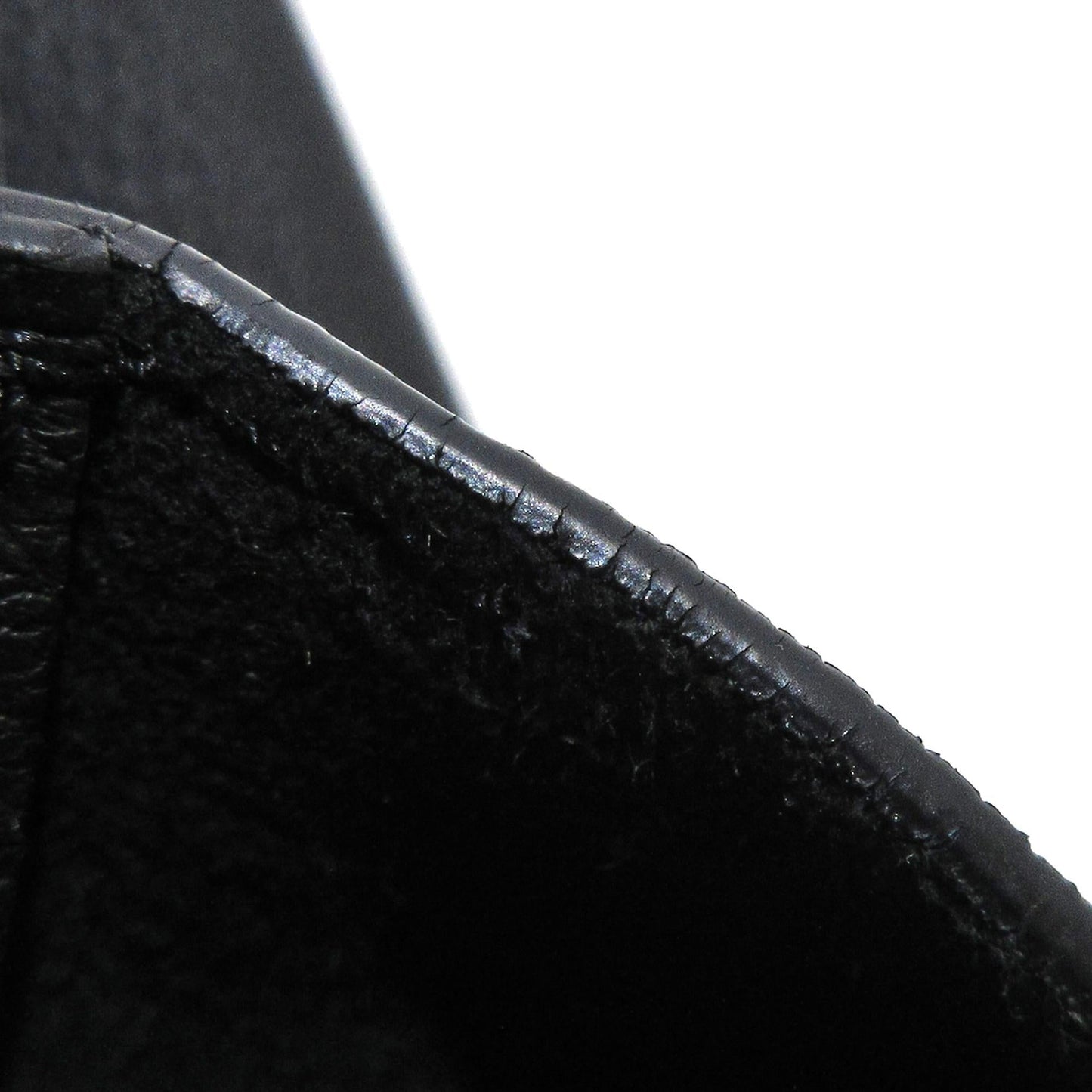 Louis Vuitton LockMe Backpack (SHG-uKWaci)