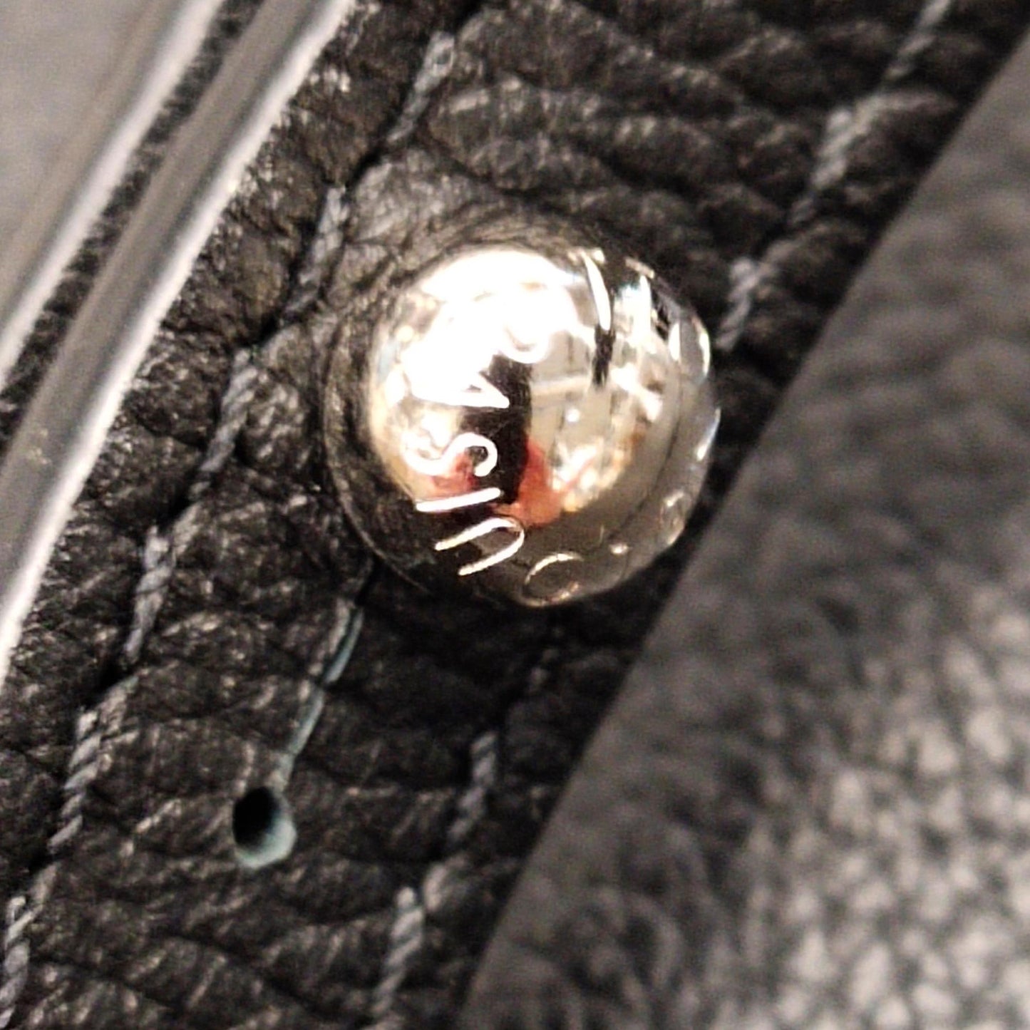 Louis Vuitton Lockme Backpack (SHG-DYhuuv)