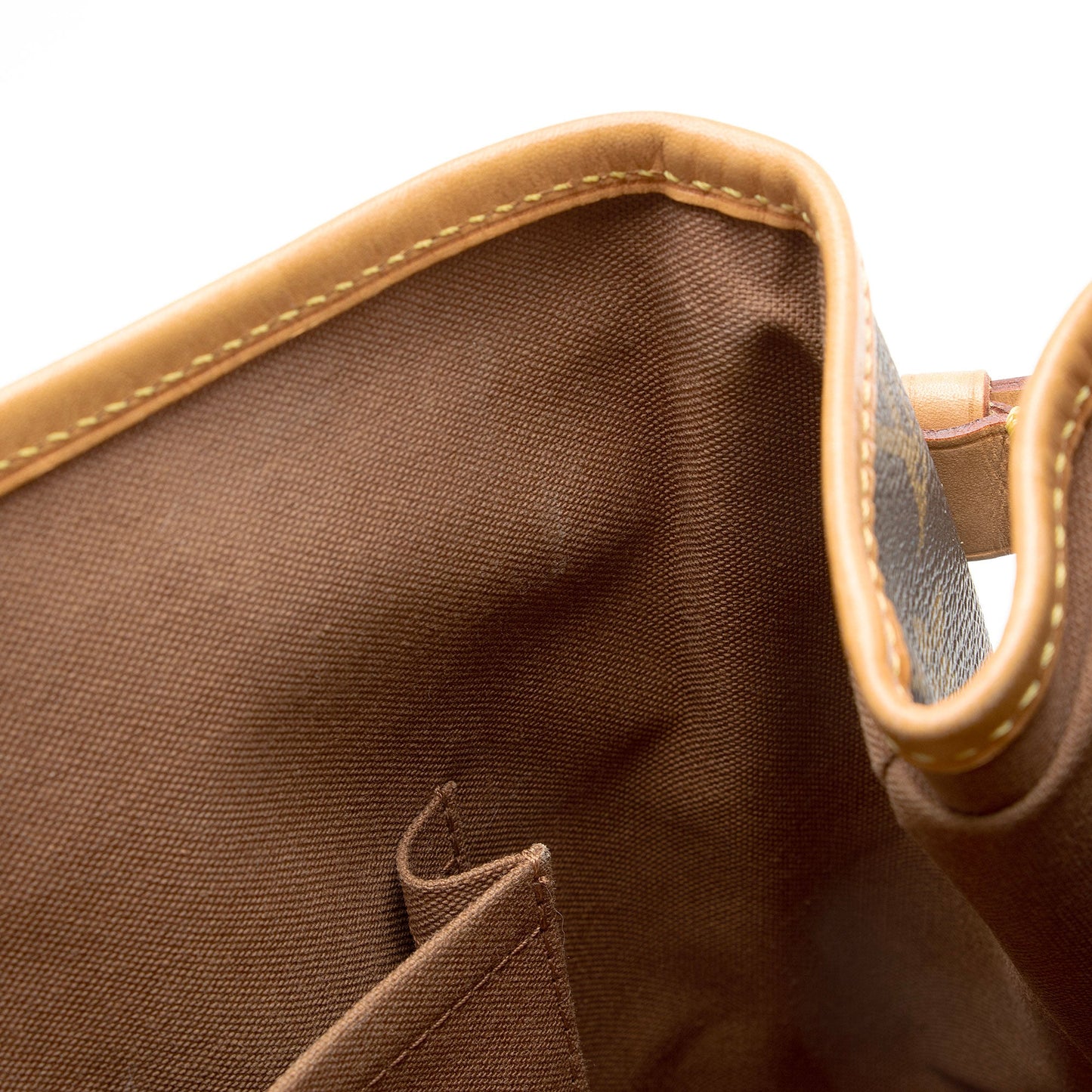 Louis Vuitton Monogram Canvas Batignolles Tote (SHF-gyuIAj)