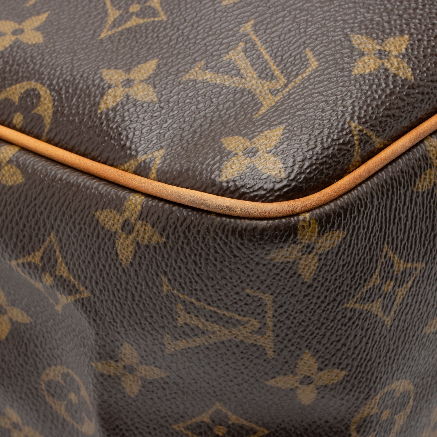 Louis Vuitton Monogram Canvas Batignolles Vertical Tote (SHF-S1fiiE)