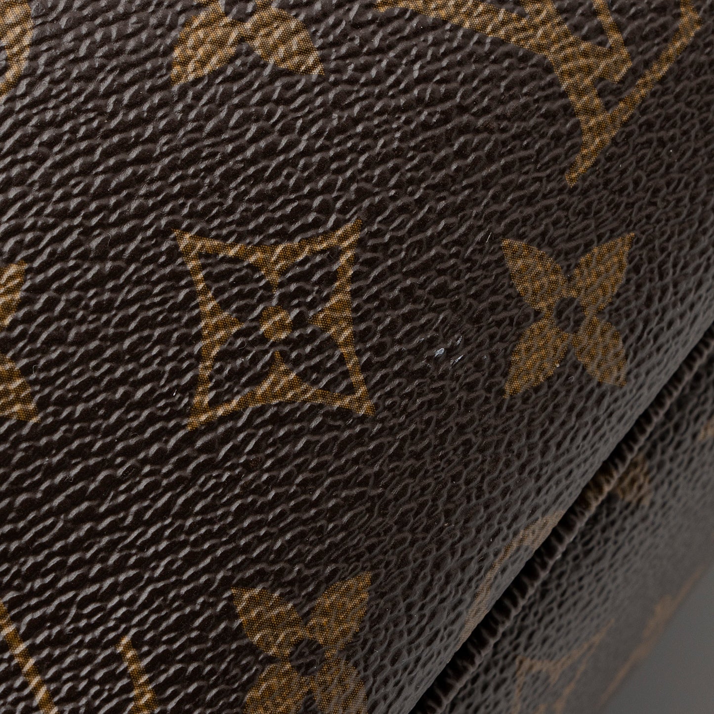 Louis Vuitton Monogram Canvas Neverfull GM Tote (SHF-23287)