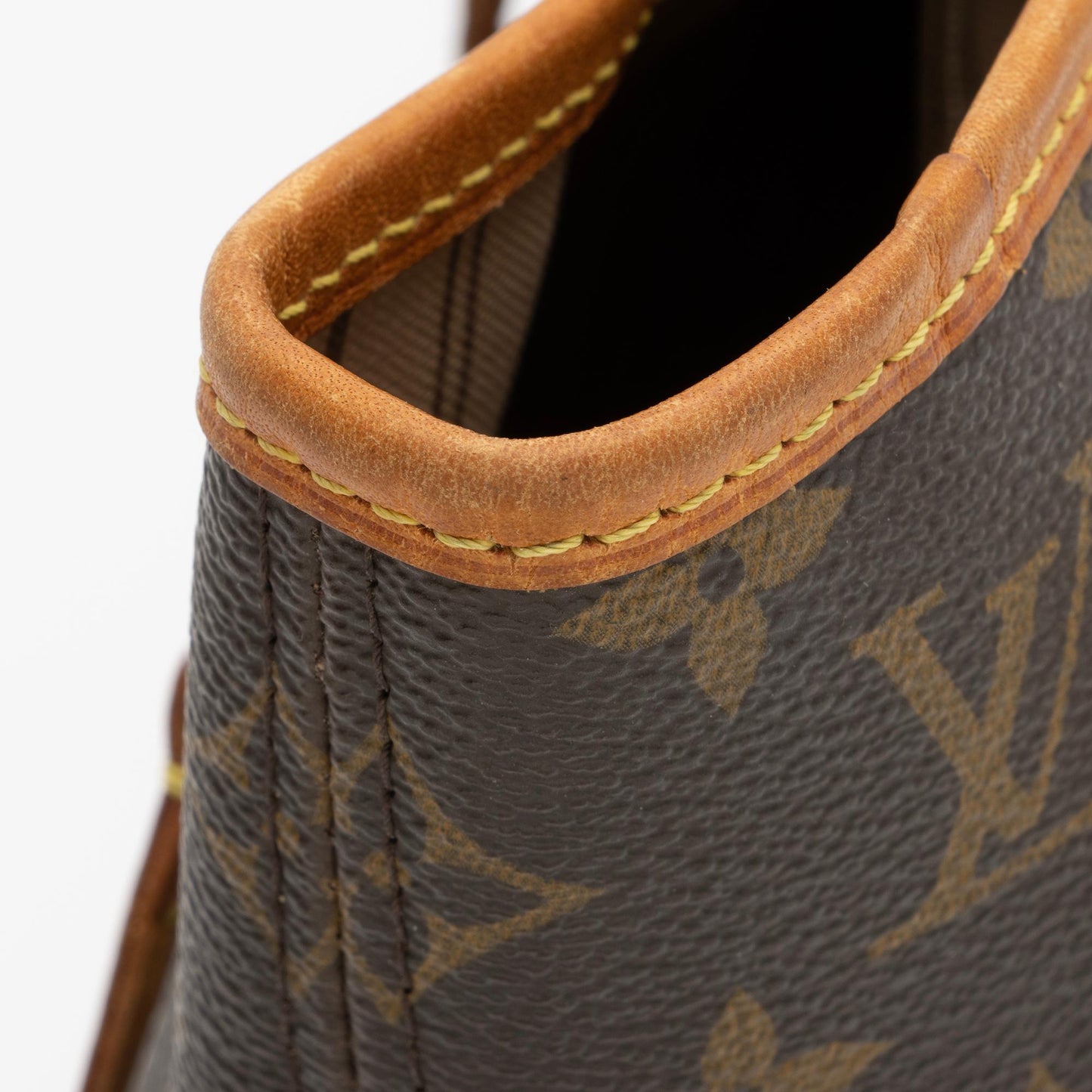 Louis Vuitton Monogram Canvas Neverfull MM Tote (SHF-HpIz6U)