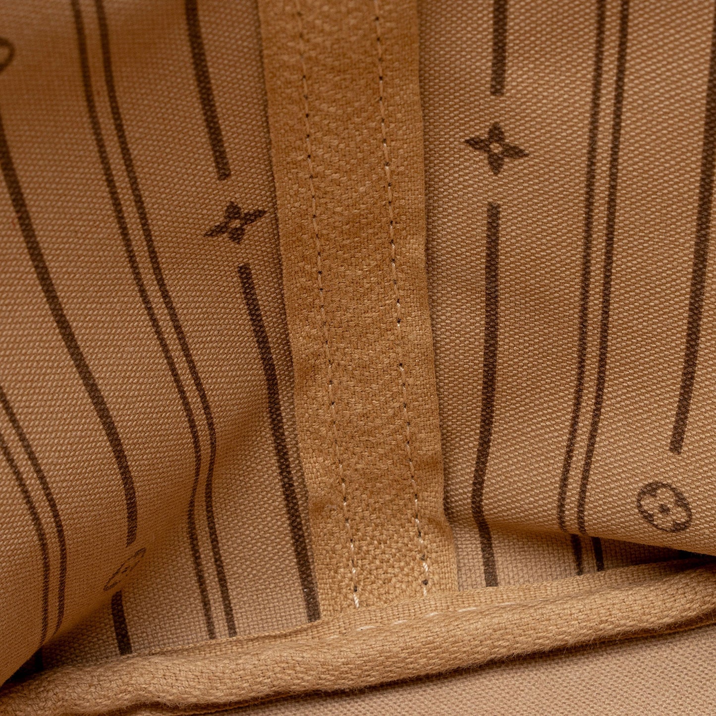 Louis Vuitton Monogram Canvas Neverfull MM Tote (SHF-ZN4hJP)