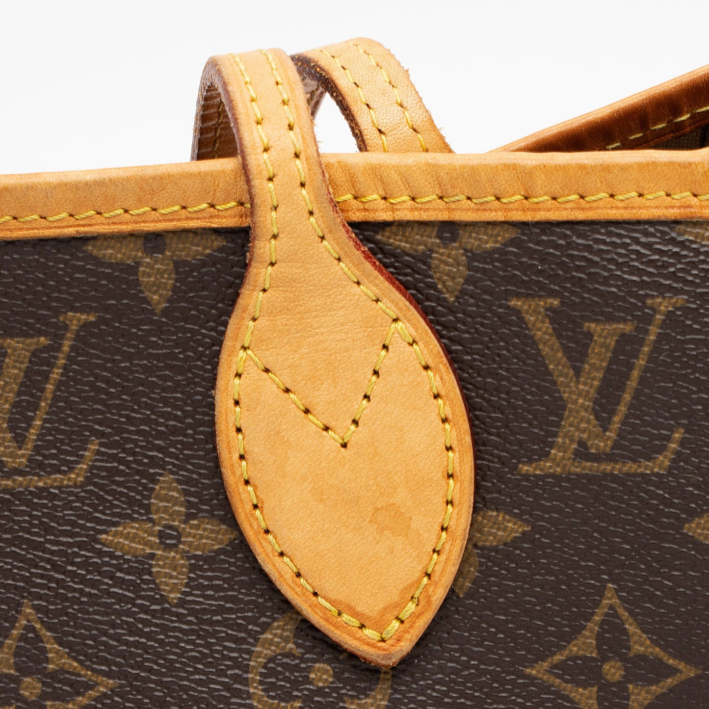 Louis Vuitton Monogram Canvas Neverfull MM Tote (SHF-gskeV5)