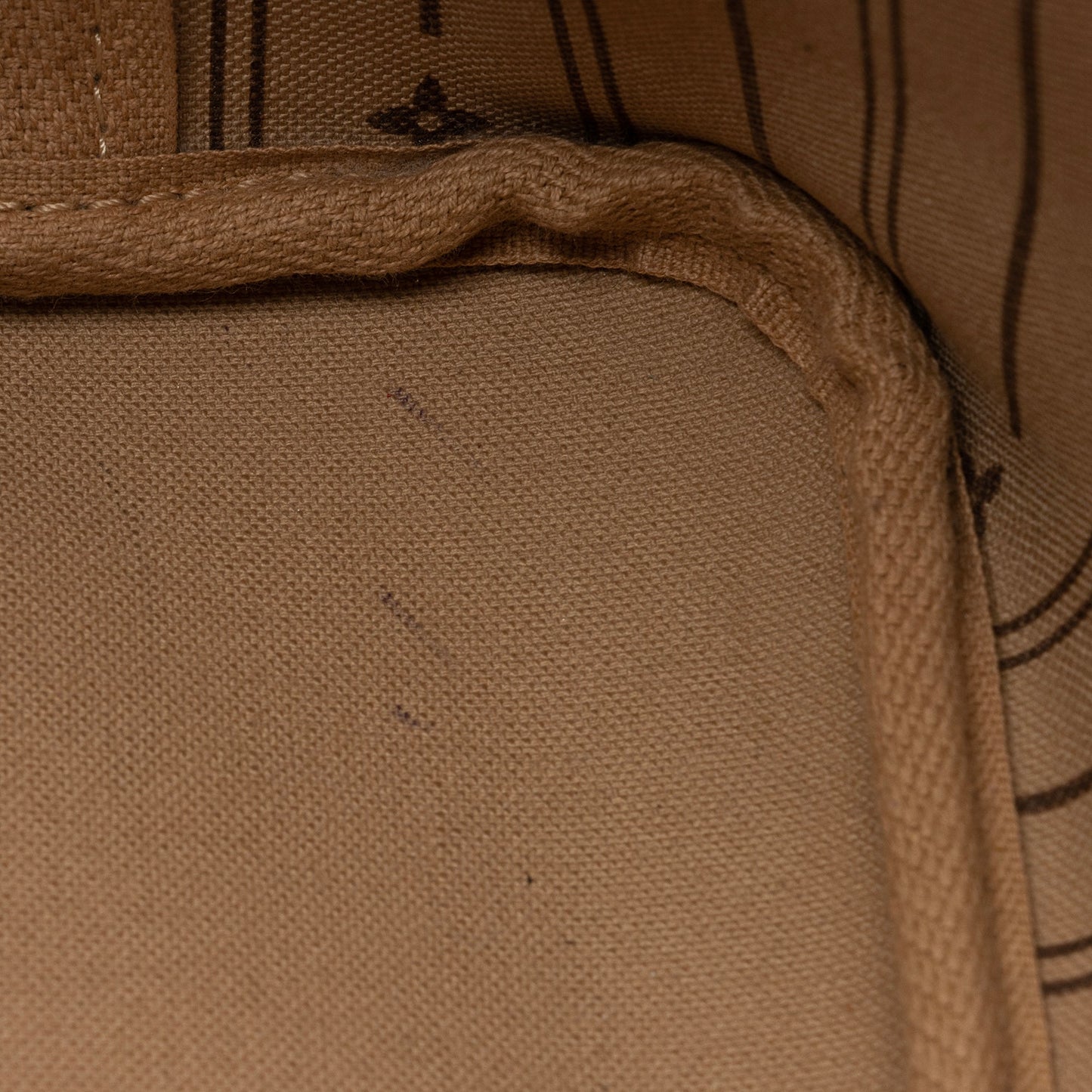 Louis Vuitton Monogram Canvas Neverfull PM Tote (SHF-22895)