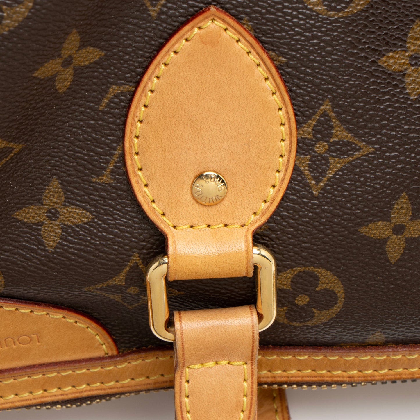 Louis Vuitton Monogram Canvas Palermo PM Tote (SHF-WZkqH8)