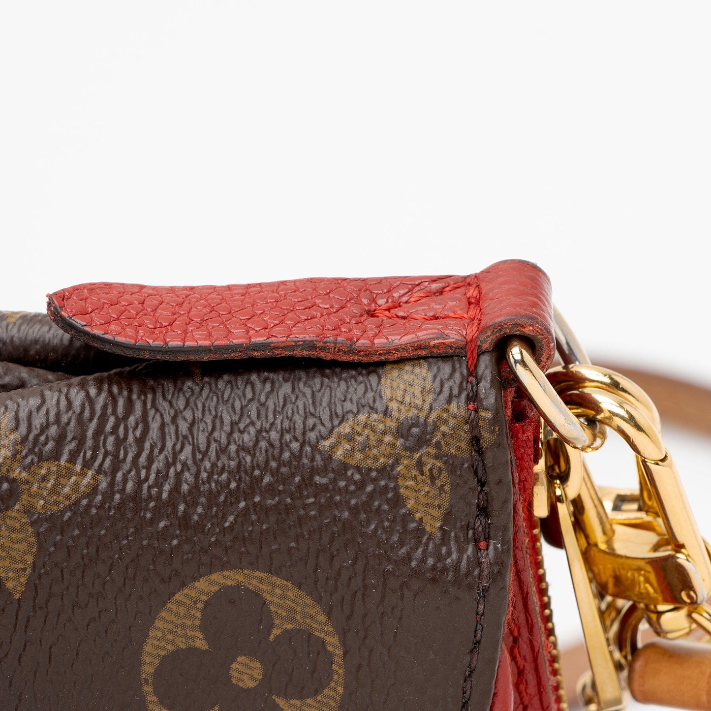 Louis Vuitton Monogram Canvas Pallas Clutch (SHF-HrIB4Y)