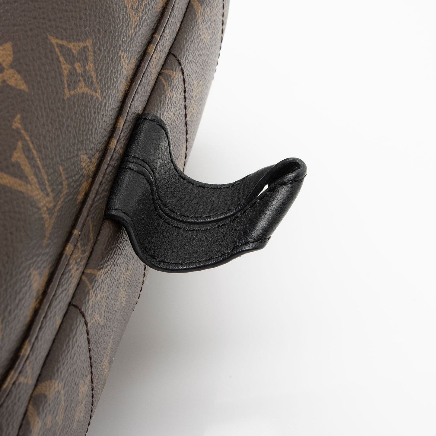 Louis Vuitton Monogram Canvas Palm Springs MM Backpack (SHF-Mq9MAS)