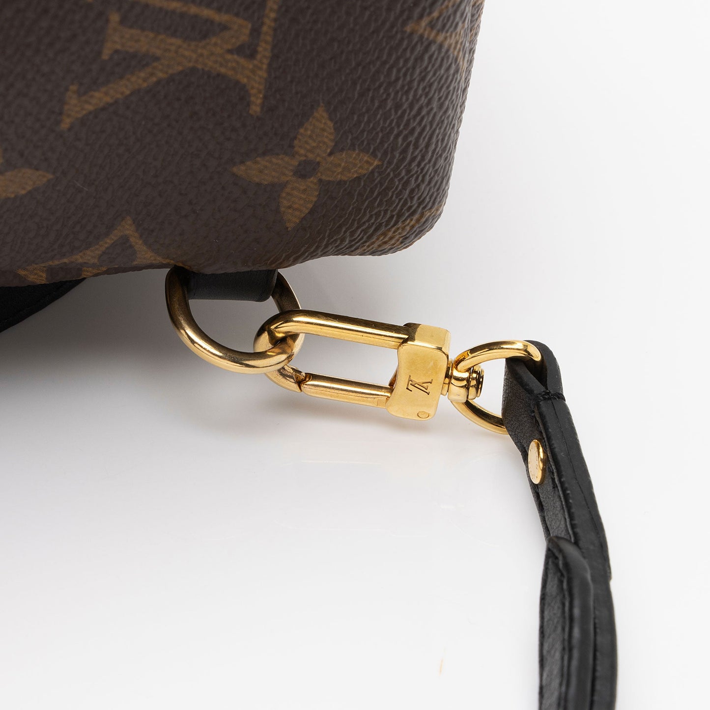 Louis Vuitton Monogram Canvas Palm Springs Mini Backpack (SHF-KGaJrl)