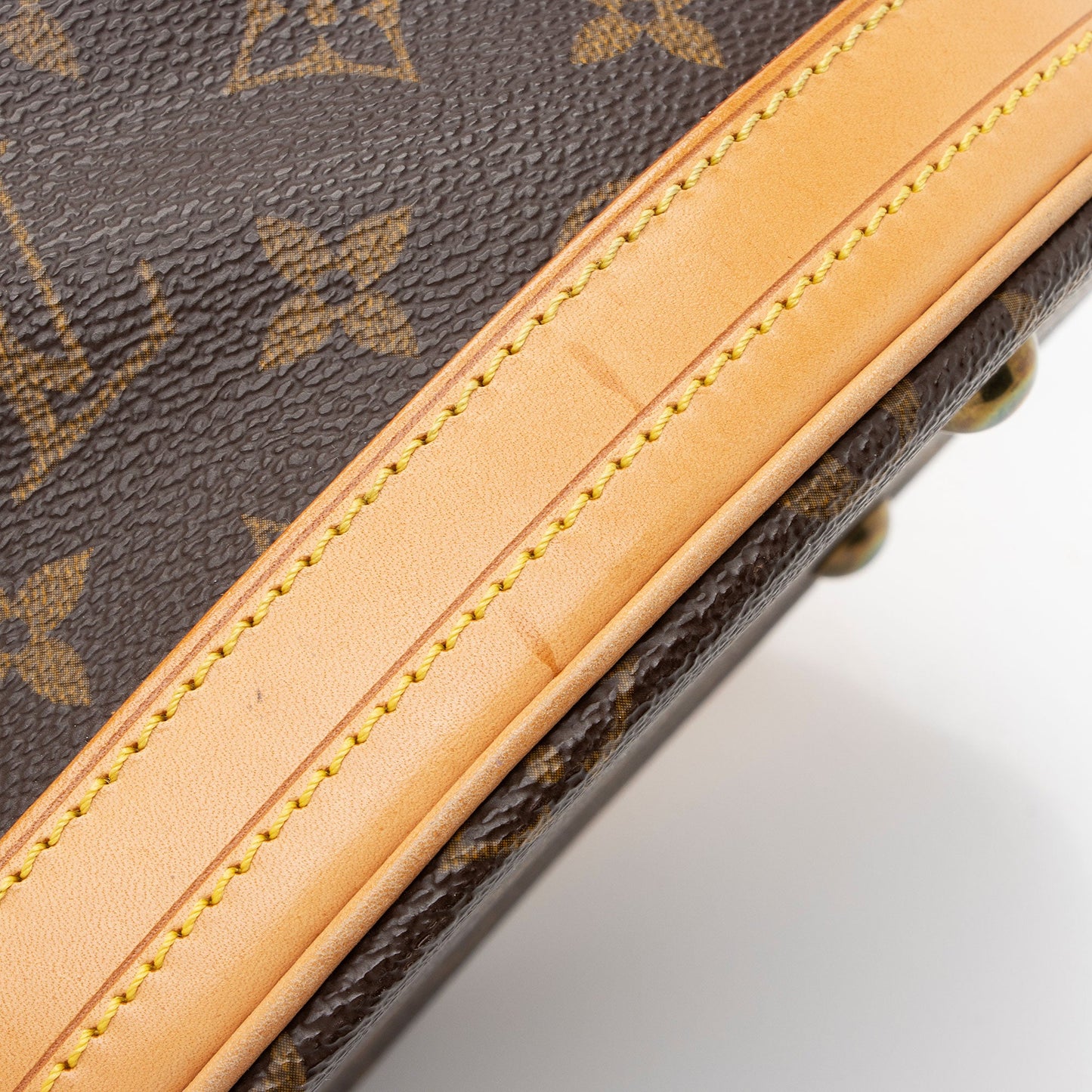 Louis Vuitton Monogram Canvas Petit Bucket Tote