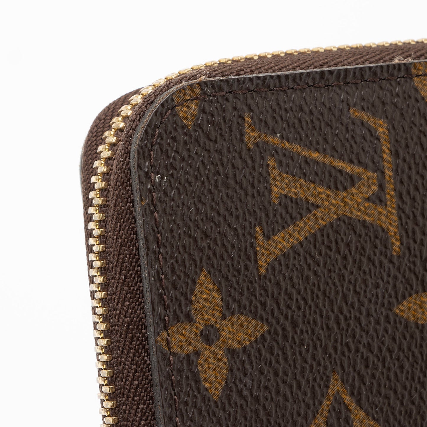 Louis Vuitton Monogram Canvas Zippy Wallet (SHF-64sKuq)