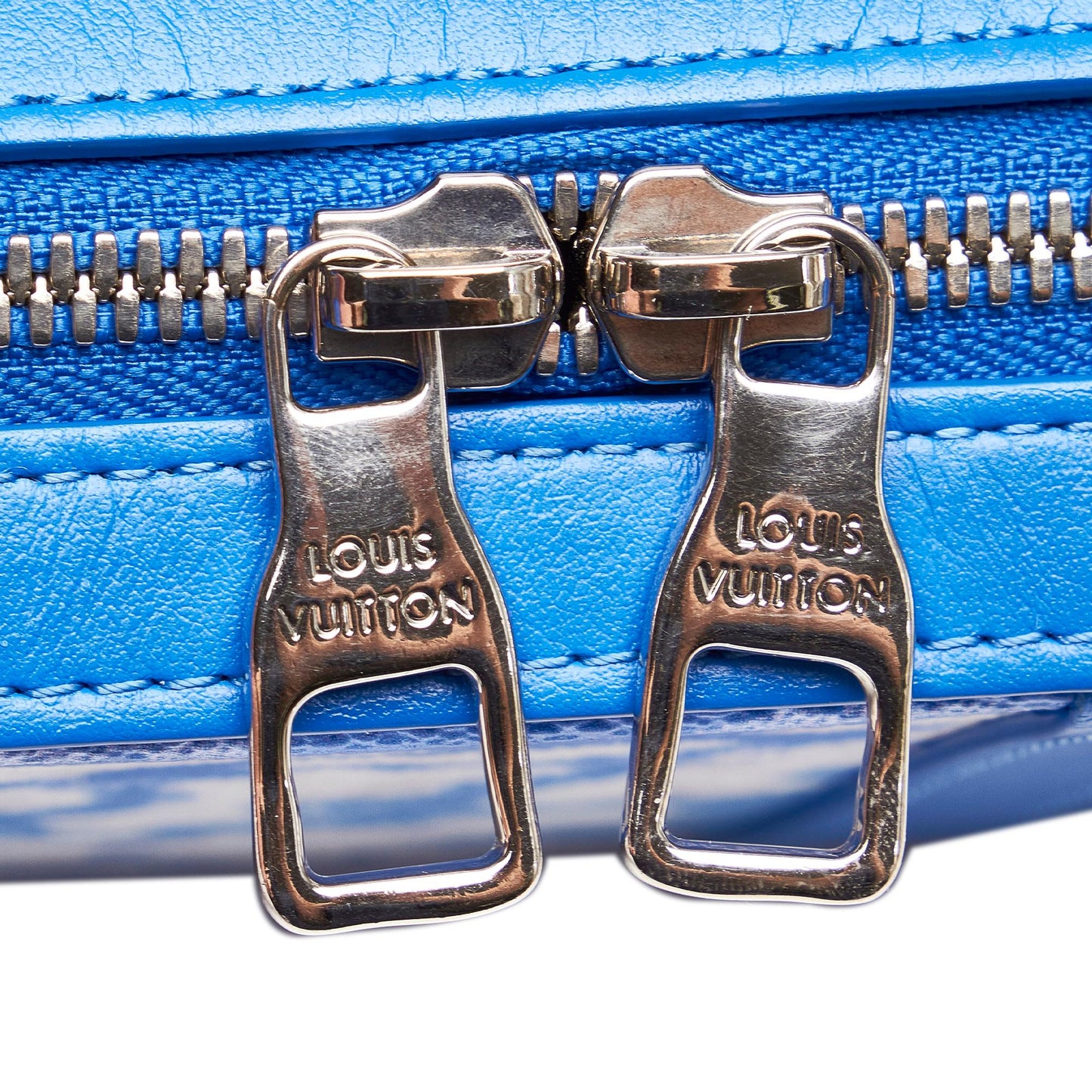 Louis Vuitton Monogram Clouds Trunk Crossbody Bag (SHG-jJje2U)