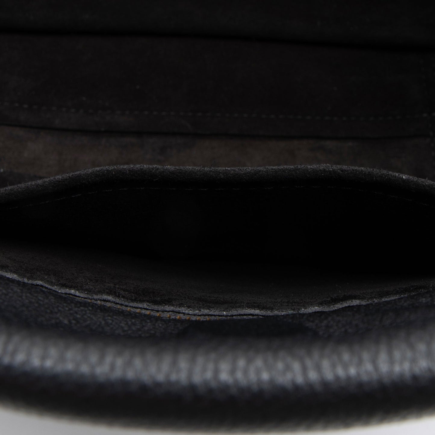 Louis Vuitton Veau Cachemire Tuffetage W PM Tote
