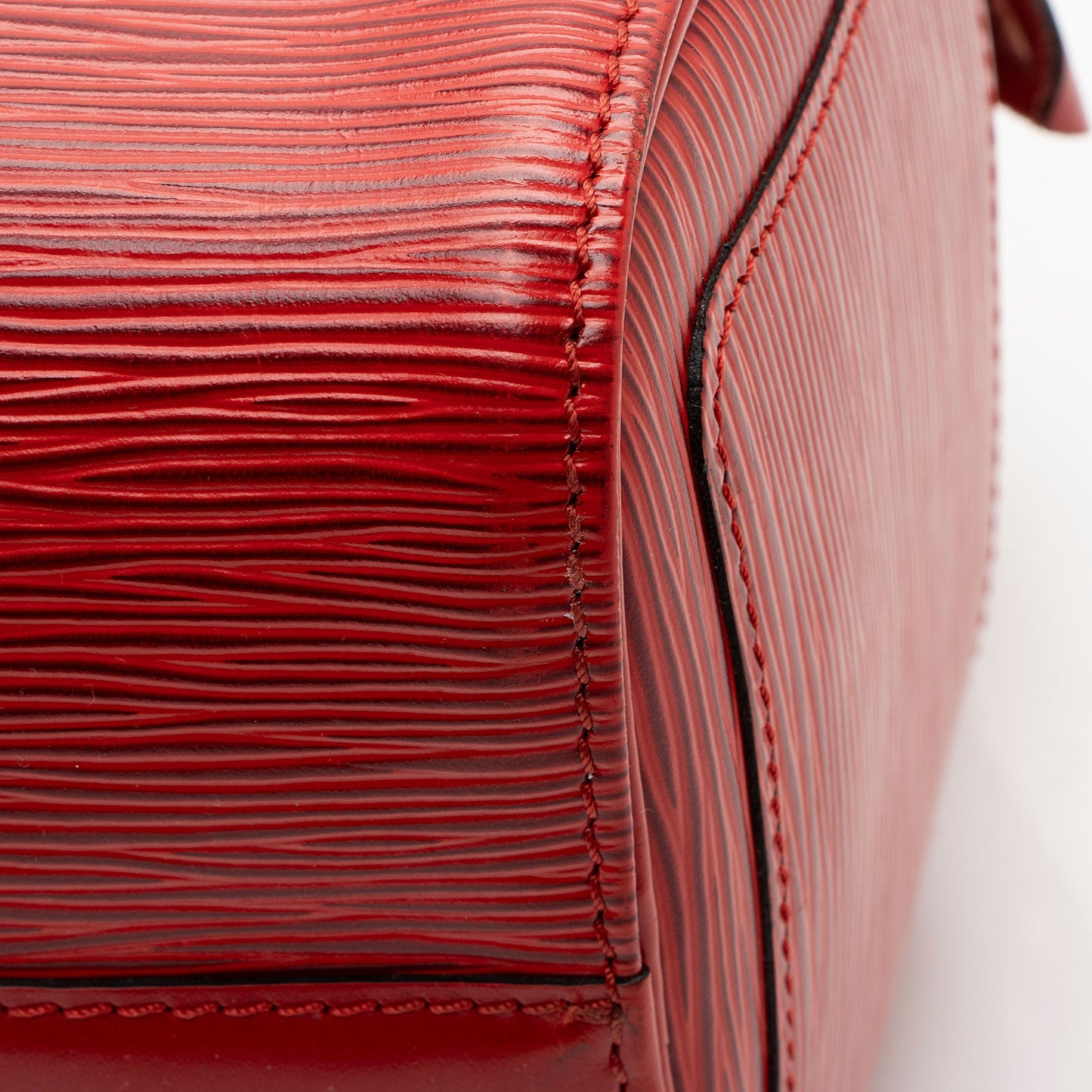 Louis Vuitton Vintage Epi Leather Speedy 25 Satchel (SHF-VwizLn)