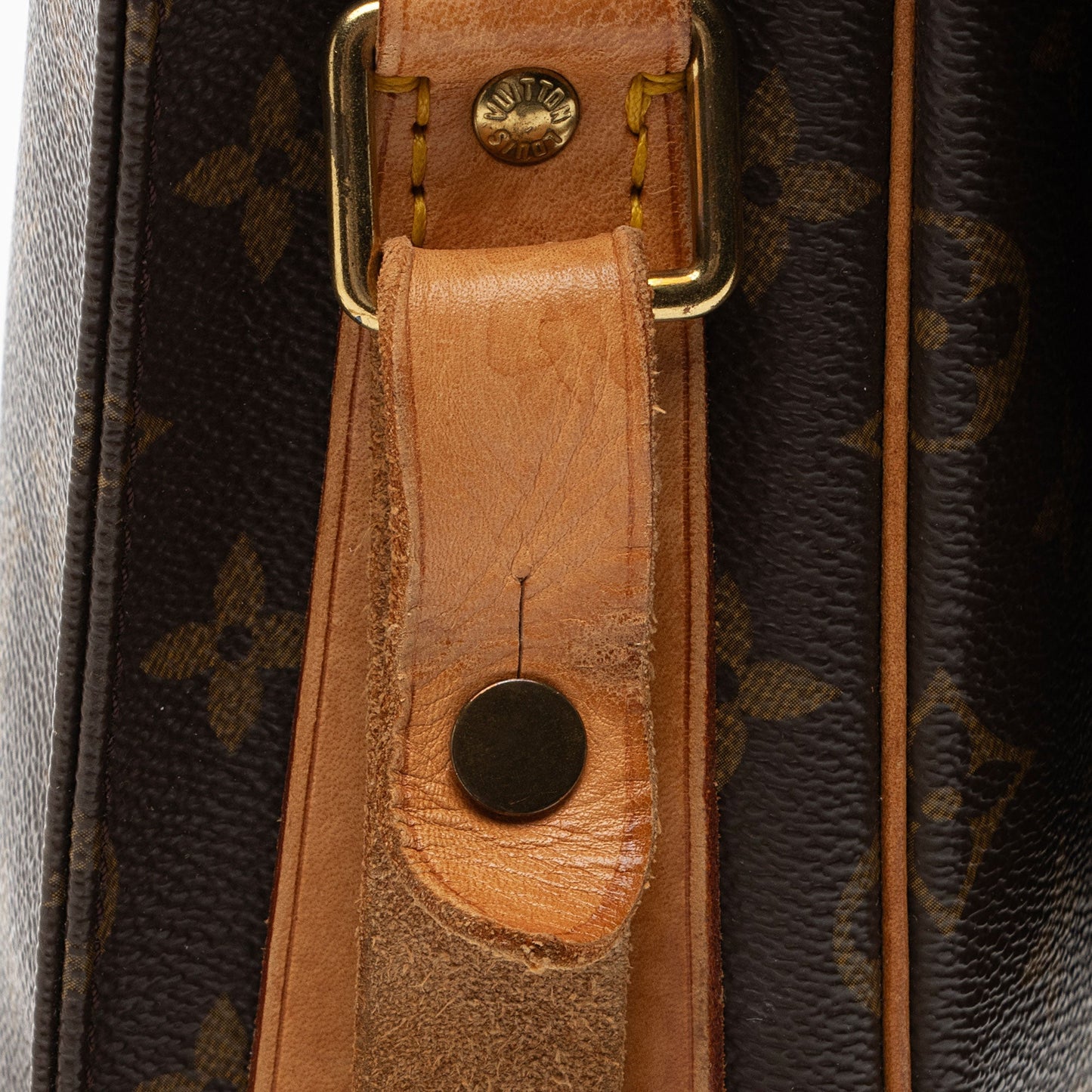 Louis Vuitton Vintage Monogram Canvas Cartouchiere GM Shoulder Bag (SHF-yJImEg)