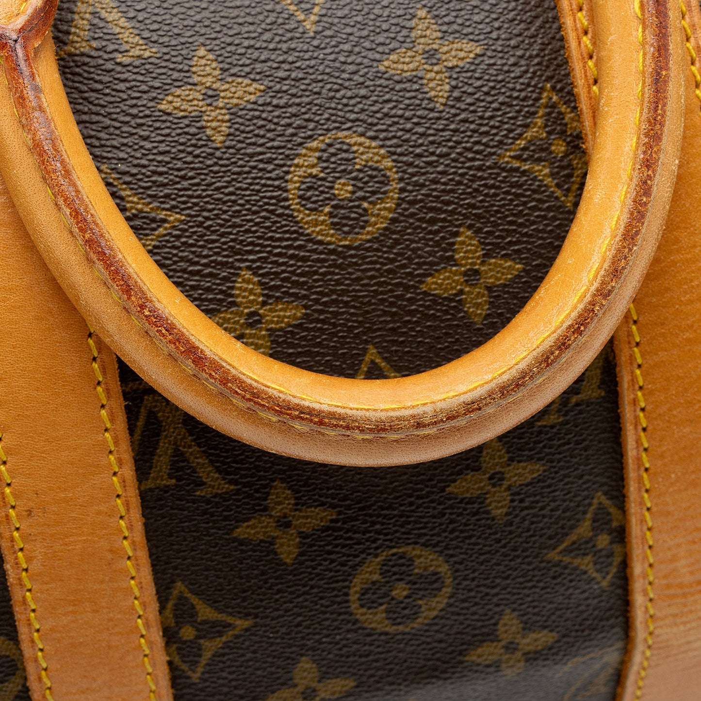 Louis Vuitton Vintage Monogram Canvas Keepall 45 Duffle (SHF-LtnCLE)