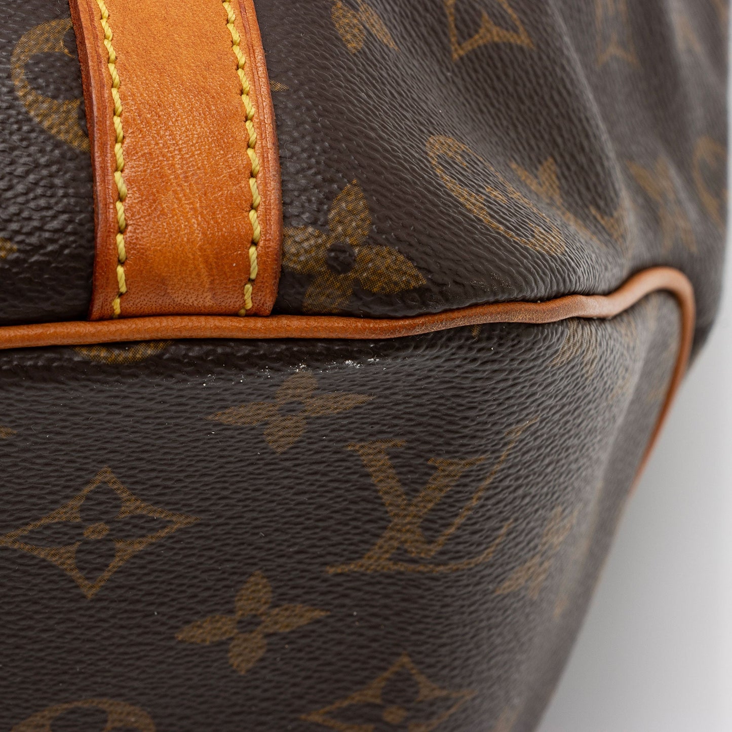Louis Vuitton Vintage Monogram Canvas Sac Shopping 48 Tote (SHF-JstH3X)
