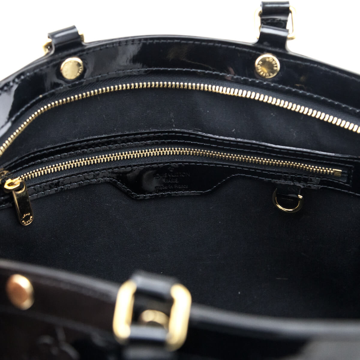 Louis Vuitton Noir Magnetique Monogram Vernis Brea MM