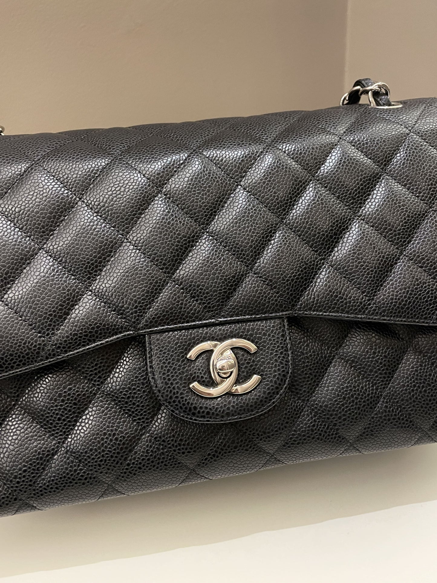 Luxury Chanel Classic Quilted Jumbo Double Flap Black Caviar