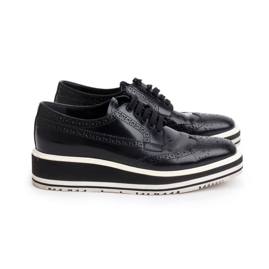 Prada Black Spazzolato Leather Eyelet Trim Laced Oxford Shoes, Size 37