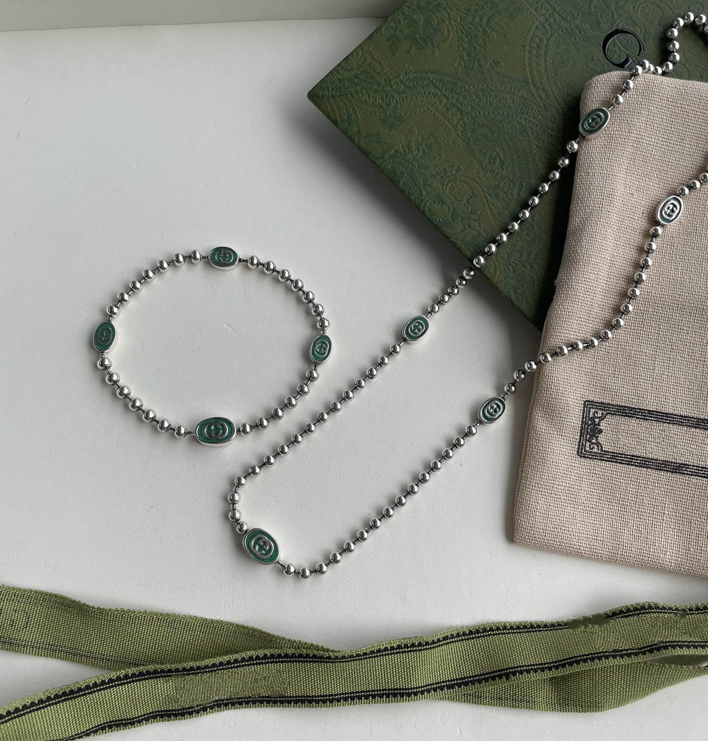 Luxury Gucci INTERLOCKING G BOULE CHAIN NECKLACE SILVER