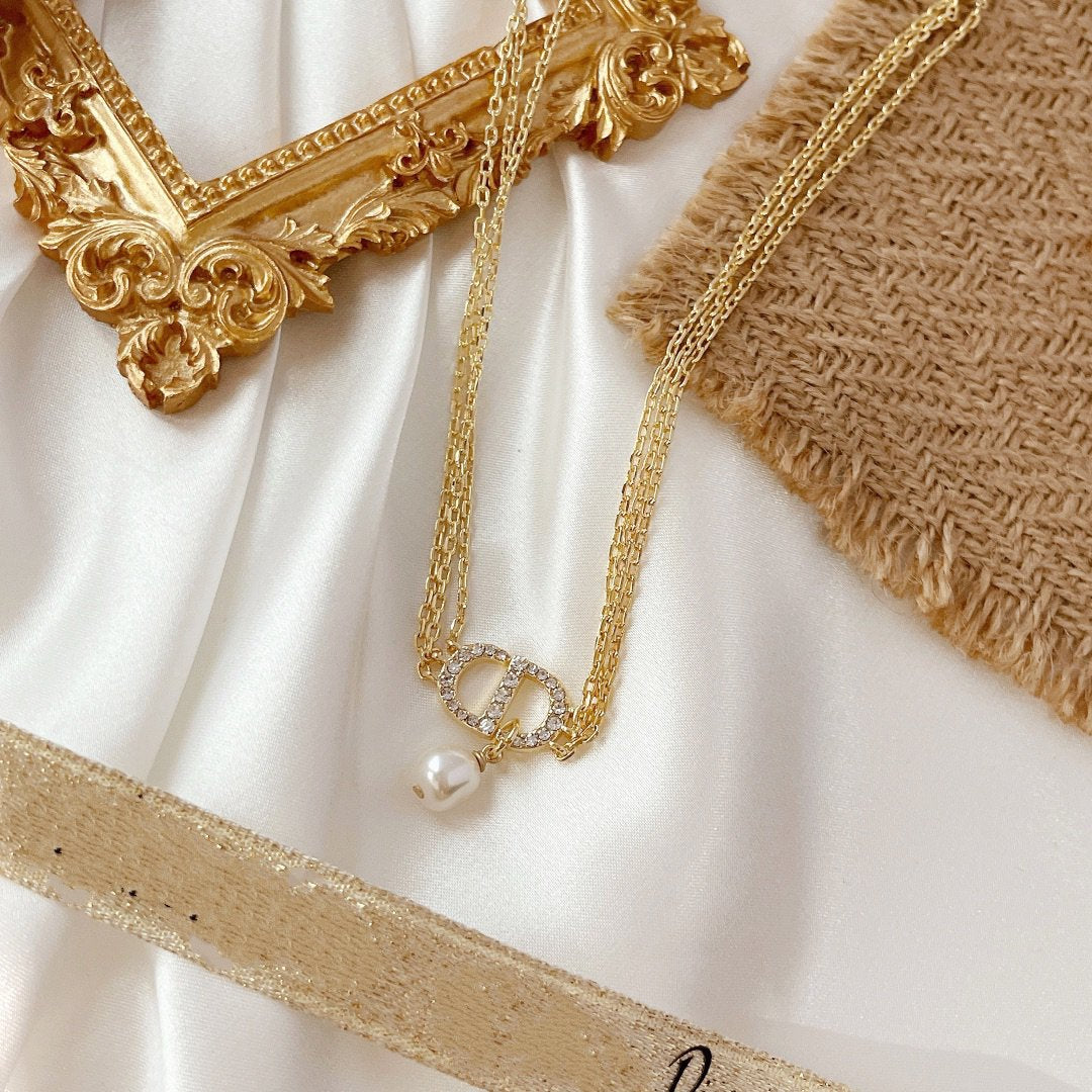 Luxury DiorTHREE-LAYER CHAIN PEARL NECKLACE