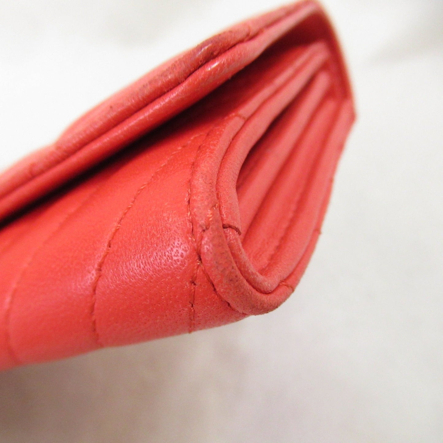 Chanel Double Fable Wallet Limited Model Two Foldable Wallet Wallet Red 20805318