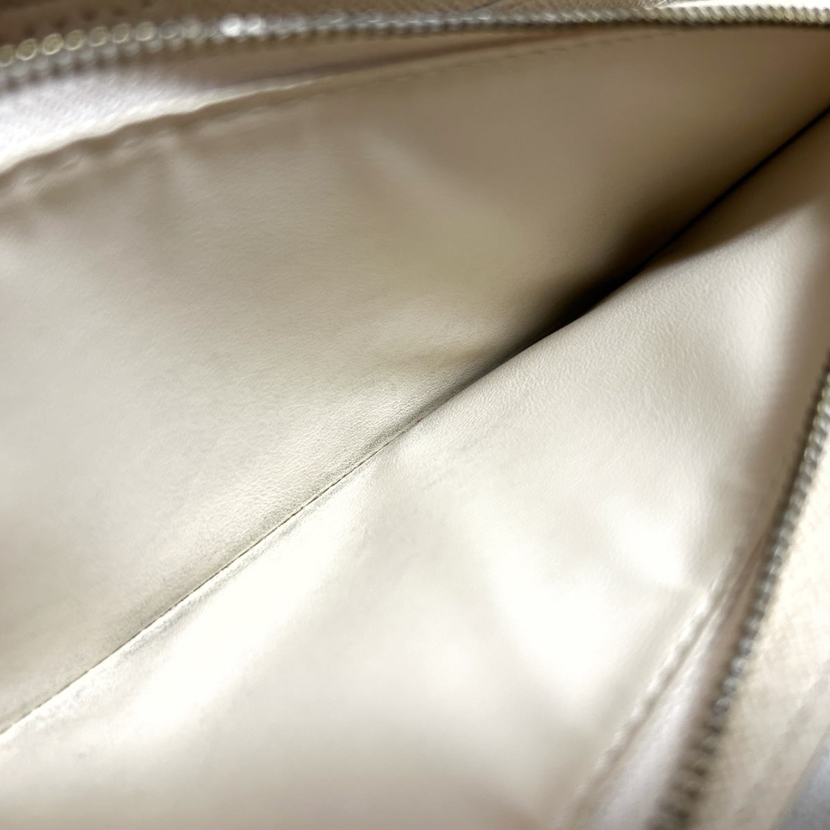 Louis Vuitton Portefeuille Sarah Canvas Wallet ()