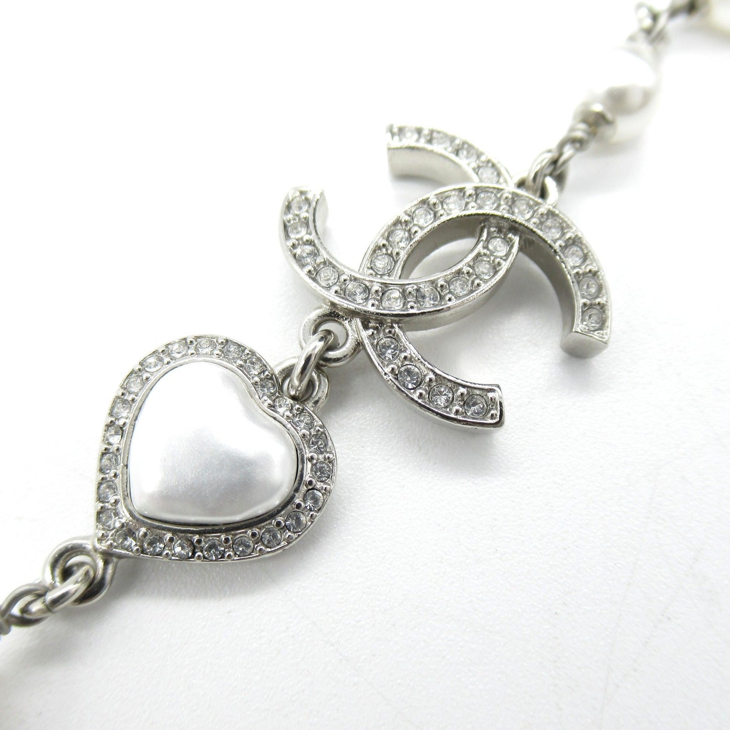 Chanel Necklace Pearl/Heart B23B Collar Jewelry / Pearl Silver ABB616 B14142NR575