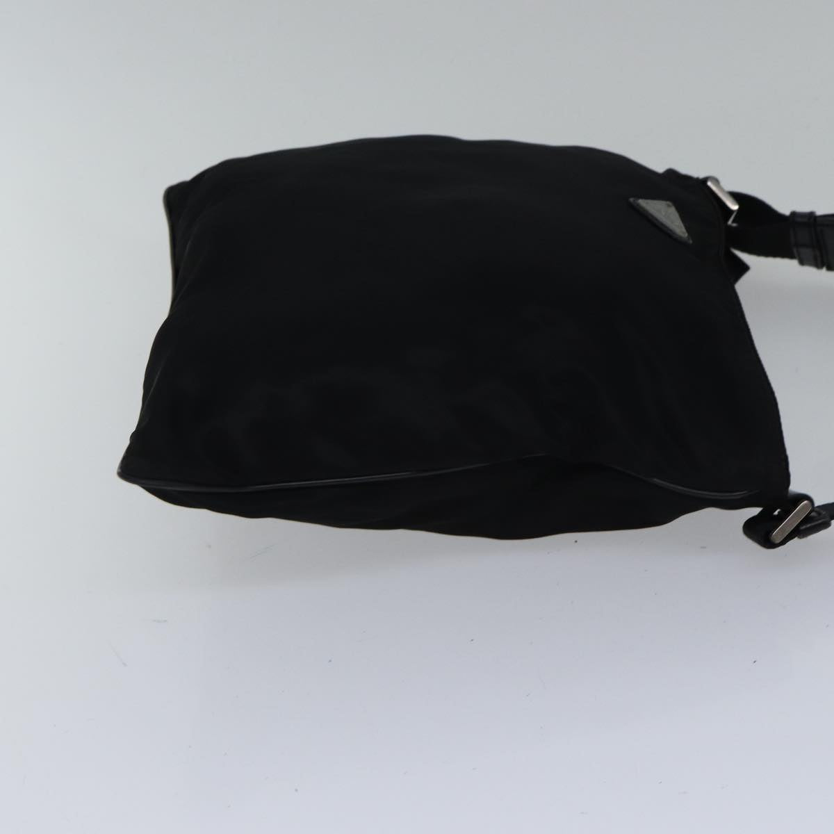 Luxury Prada Shoulder Bag Nylon Black ac3248