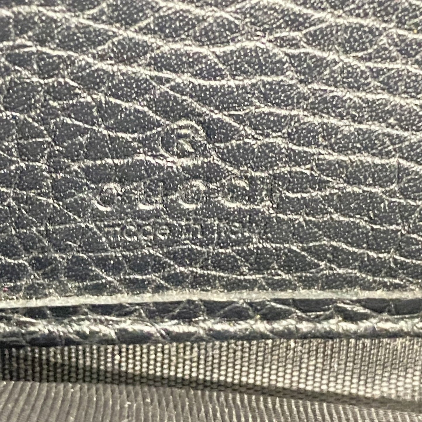 Gucci Gg Marmont Leather Wallet ()