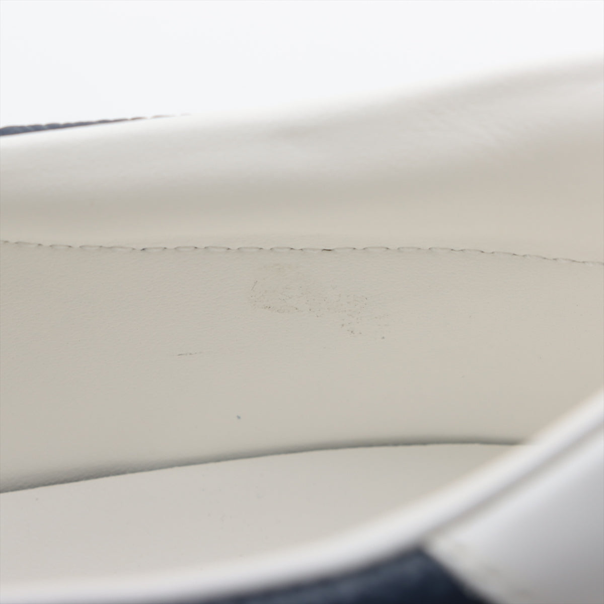 Louis Vuitton LV Original Line 21 Year PVC Leather Slippon 5 Navyx × White LD0211 Monogram Insole Marked Family Selling Goods