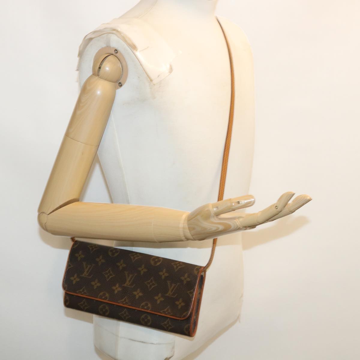 LOUIS VUITTON Monogram Pochette Twin GM Shoulder Bag M51852 LV am3404