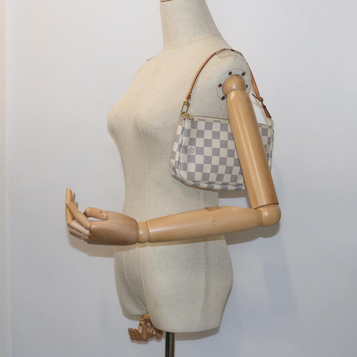 LOUIS VUITTON Damier Azur Pochette Accessoires Pouch N51986 LV am5071
