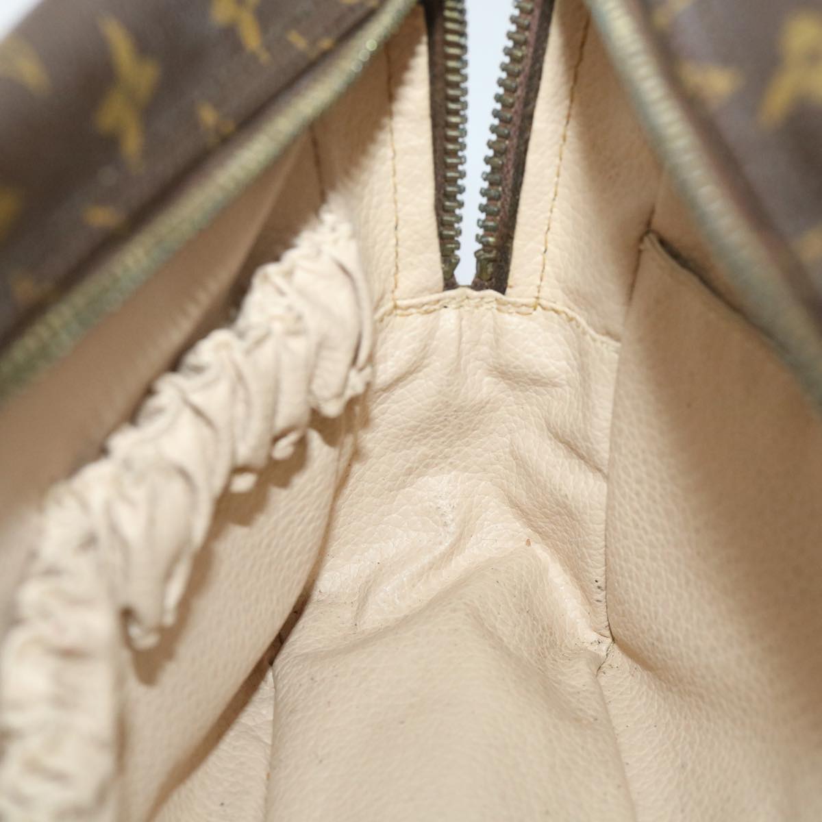 LOUIS VUITTON Monogram Trousse Toilette 28 Clutch Bag M47522 LV am5084