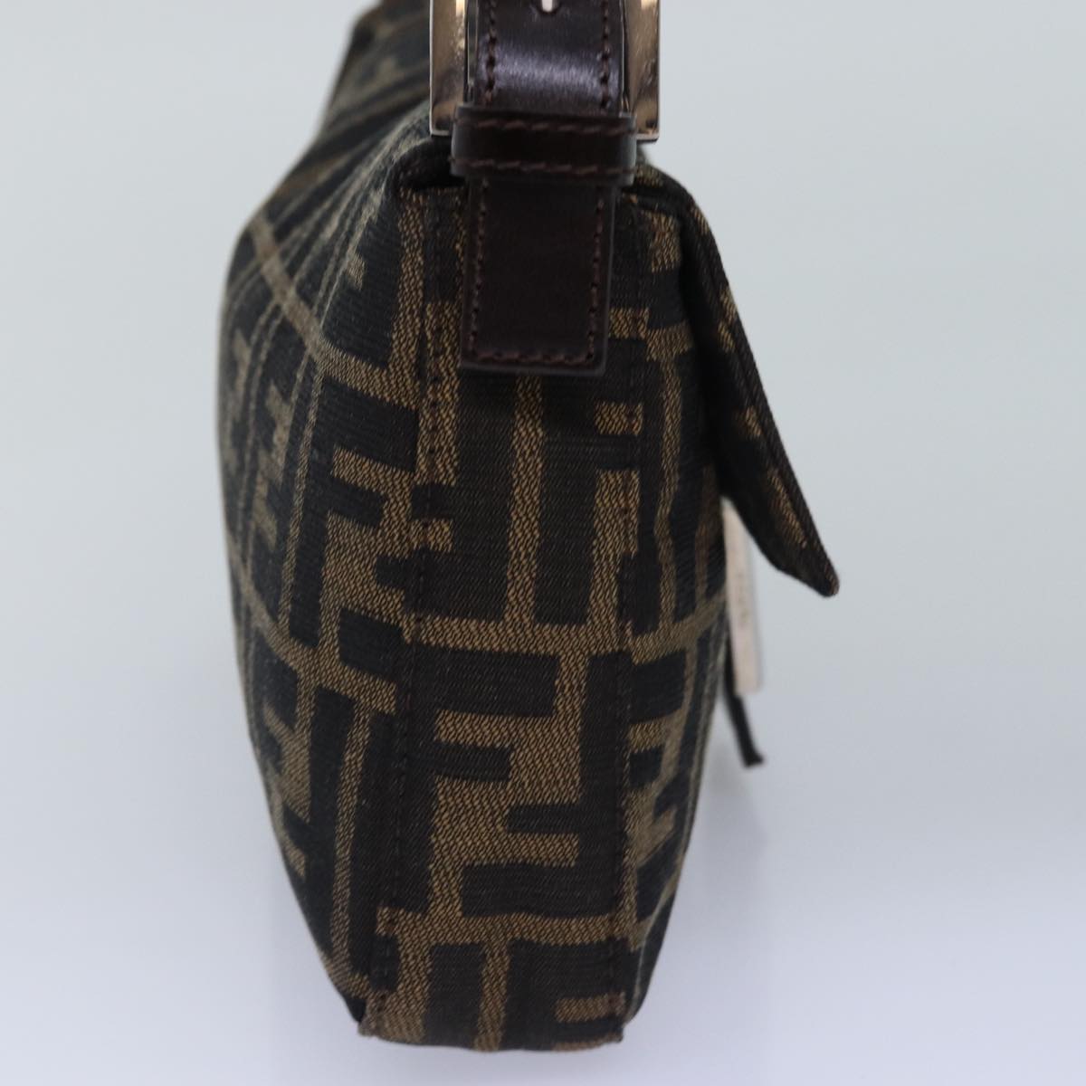 Luxury Fendi Zucca Canvas Mamma Baguette Shoulder Bag Black Brownam6402A