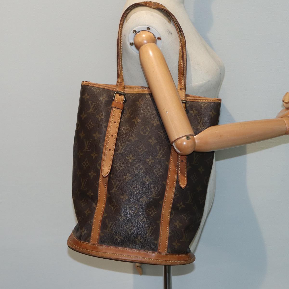 LOUIS VUITTON Monogram Bucket GM Shoulder Bag Vintage M42236 LV ar12502