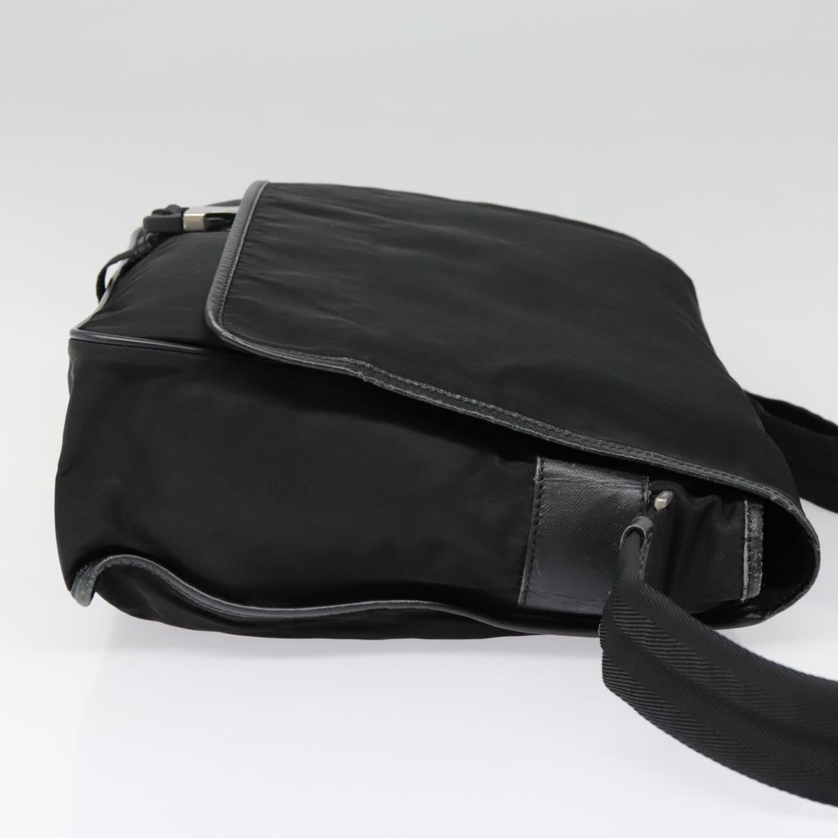 Luxury Prada Shoulder Bag Nylon Black Silver ar12545