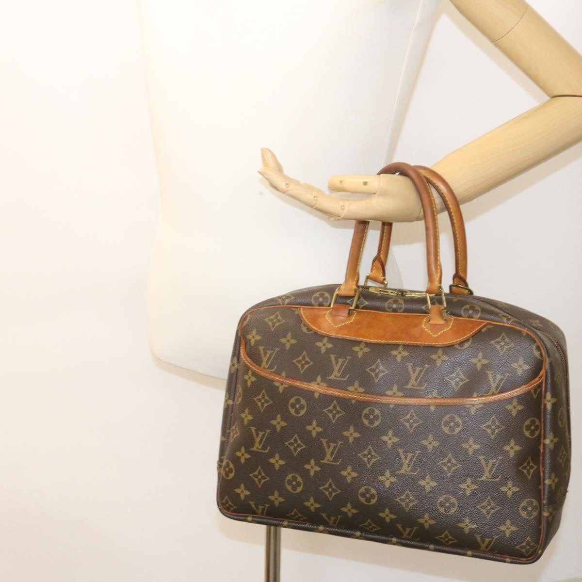 LOUIS VUITTON Monogram Deauville Hand Bag M47270 LV ar6166