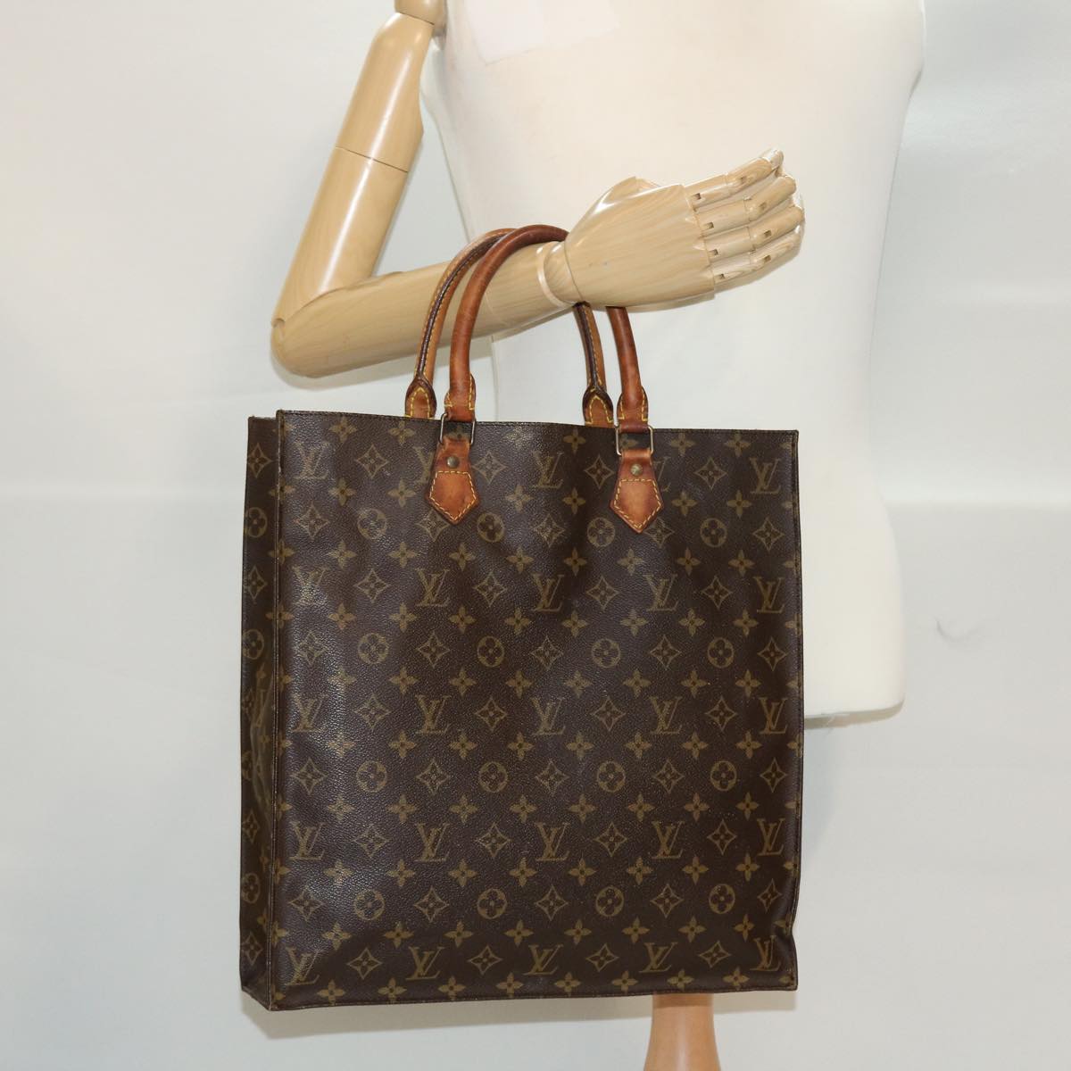 LOUIS VUITTON Monogram Sac Plat Hand Bag M51140 LV ar9611