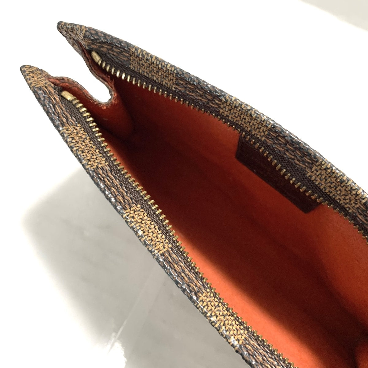 Louis Vuitton Zippy Canvas Clutch Bag ()