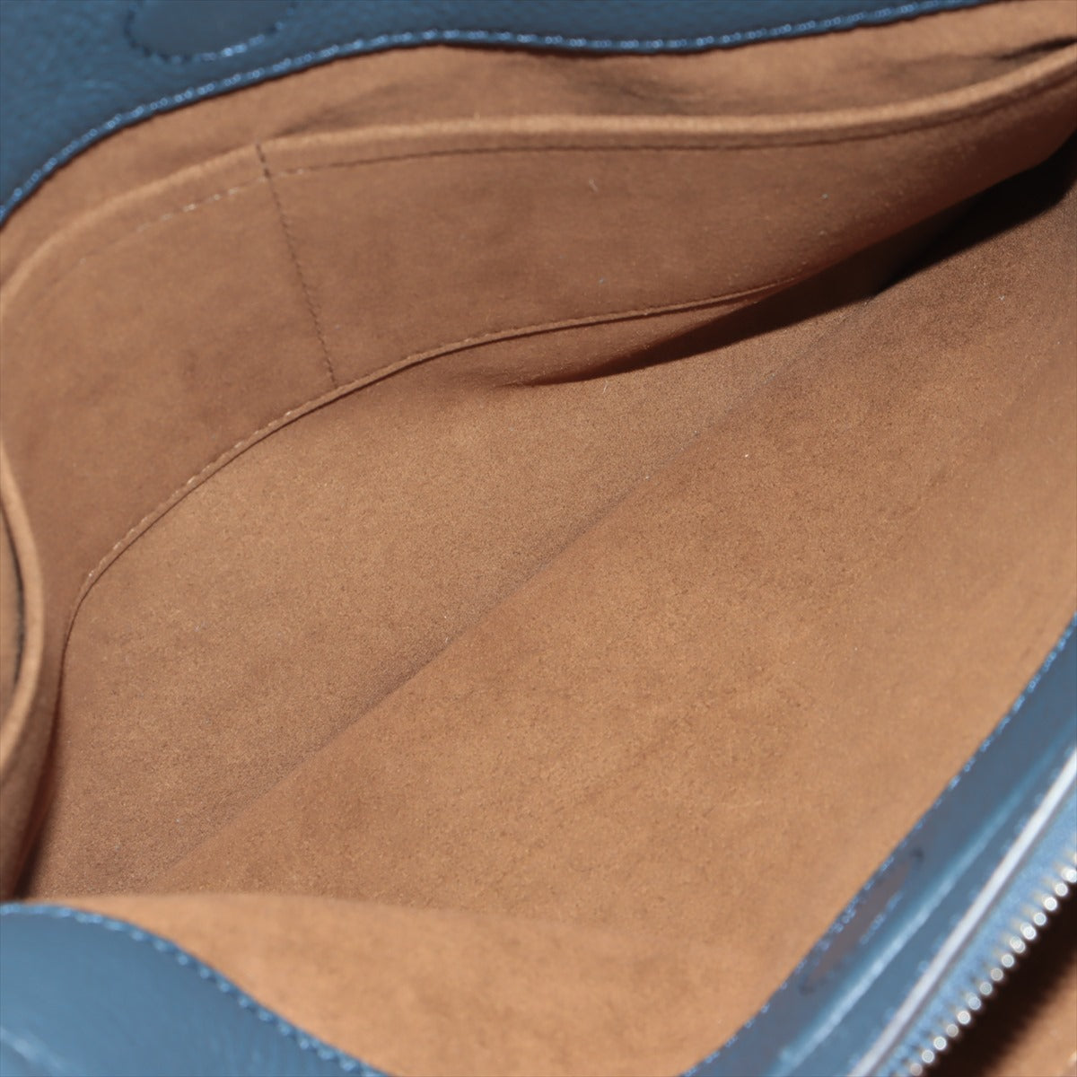 Louis Vuitton Cuire Armand Briefcase M54380