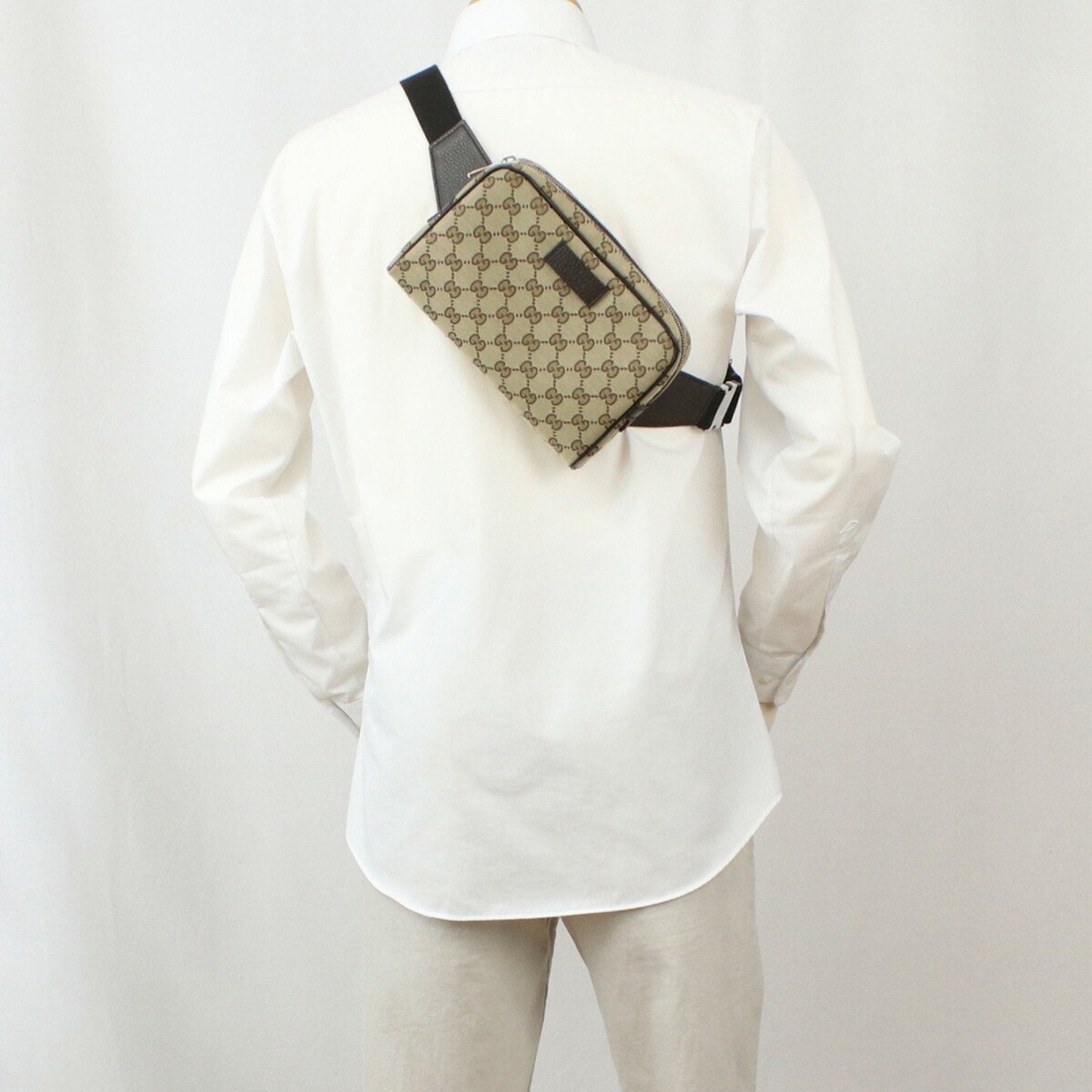Gucci Canvas Shoulder Bag ()