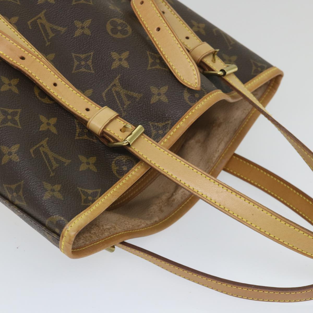 Louis Vuitton Bucket Gm Canvas Shoulder Bag ()