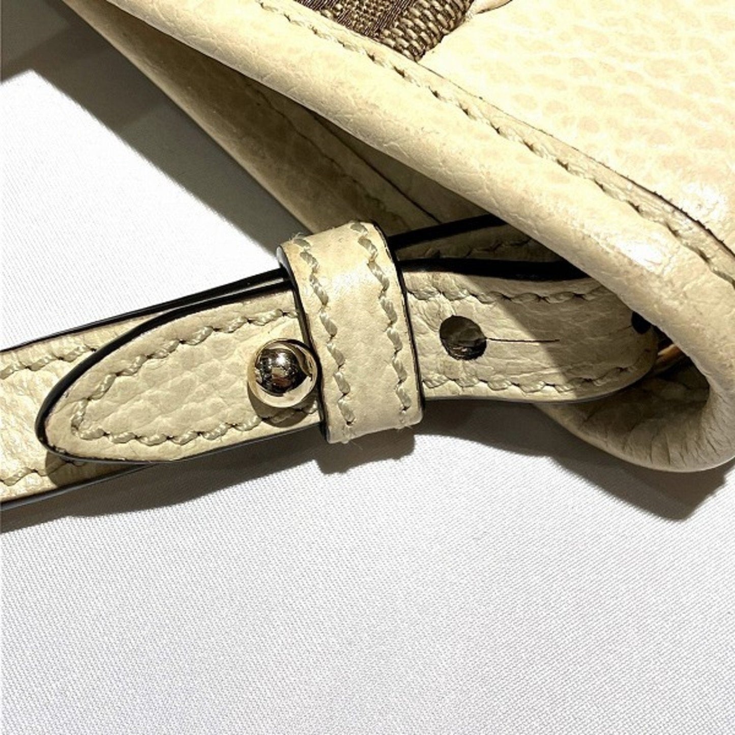 Gucci Bree Canvas Tote Bag ()