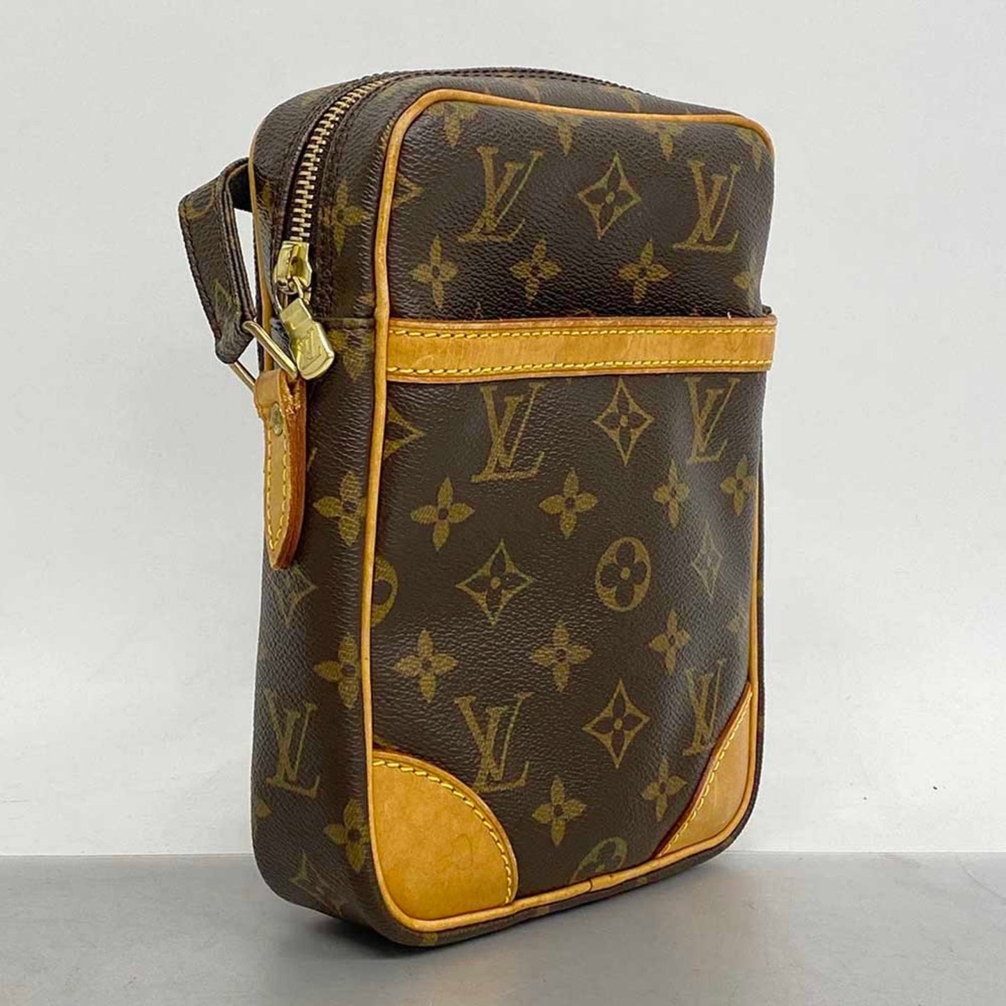 Louis Vuitton Amazon Canvas Shoulder Bag ()
