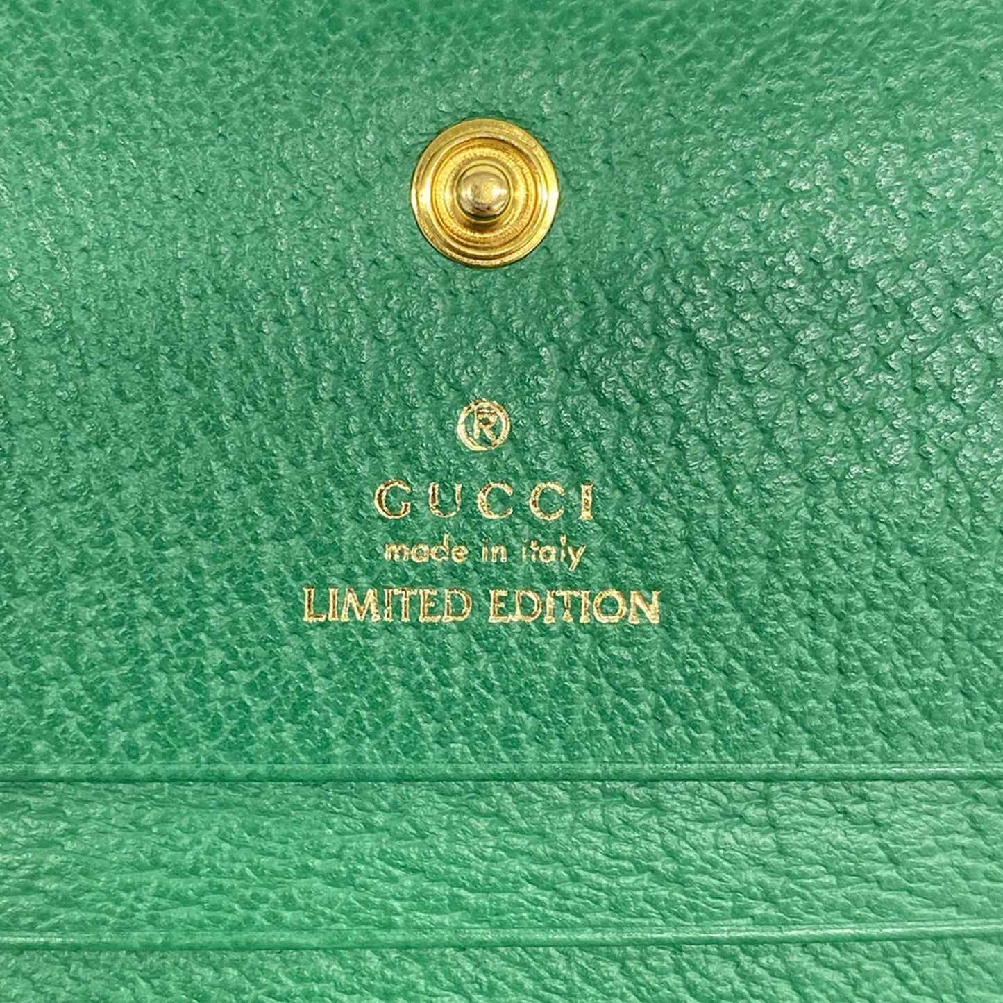 Gucci Flora Canvas Wallet ()