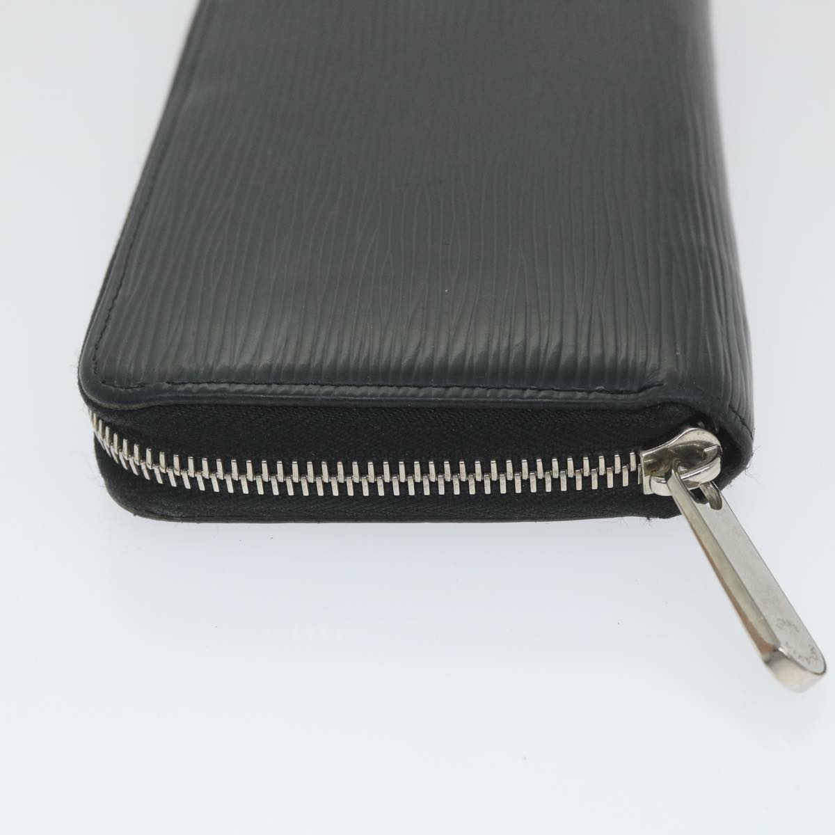 Louis Vuitton Portefeuille Leather Wallet ()