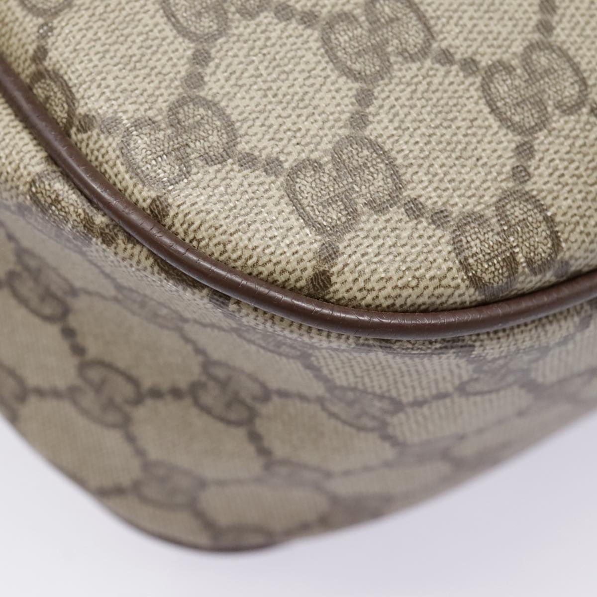Gucci Gg Canvas Canvas Shoulder Bag ()