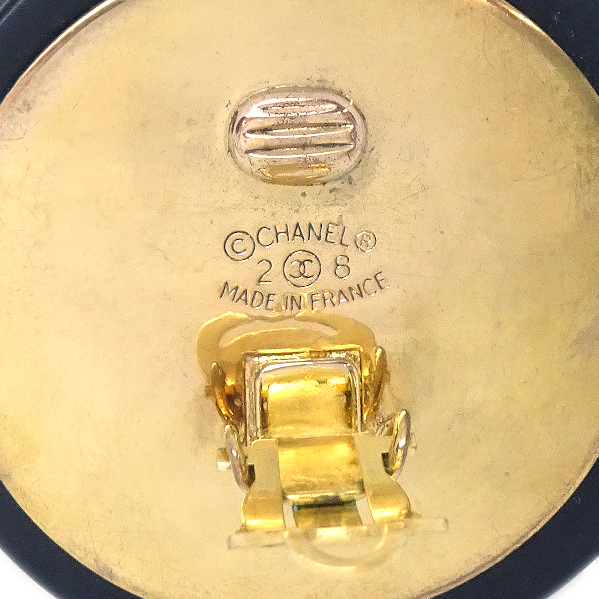 Luxury Chanel 1993 Black & Gold Button Earrings Clip-On 28